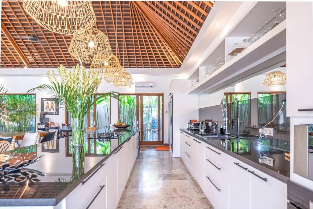 Villa Mimpi Nyata Canggu Esterno foto