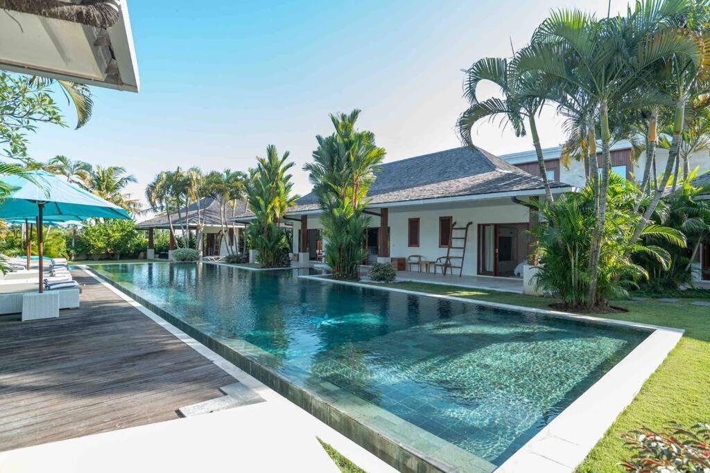 Villa Mimpi Nyata Canggu Esterno foto